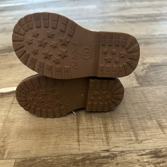 EUC flower boots - Picture 3 of 3